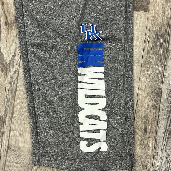 University of Kentucky sweatpants - Picture 2 of 5
